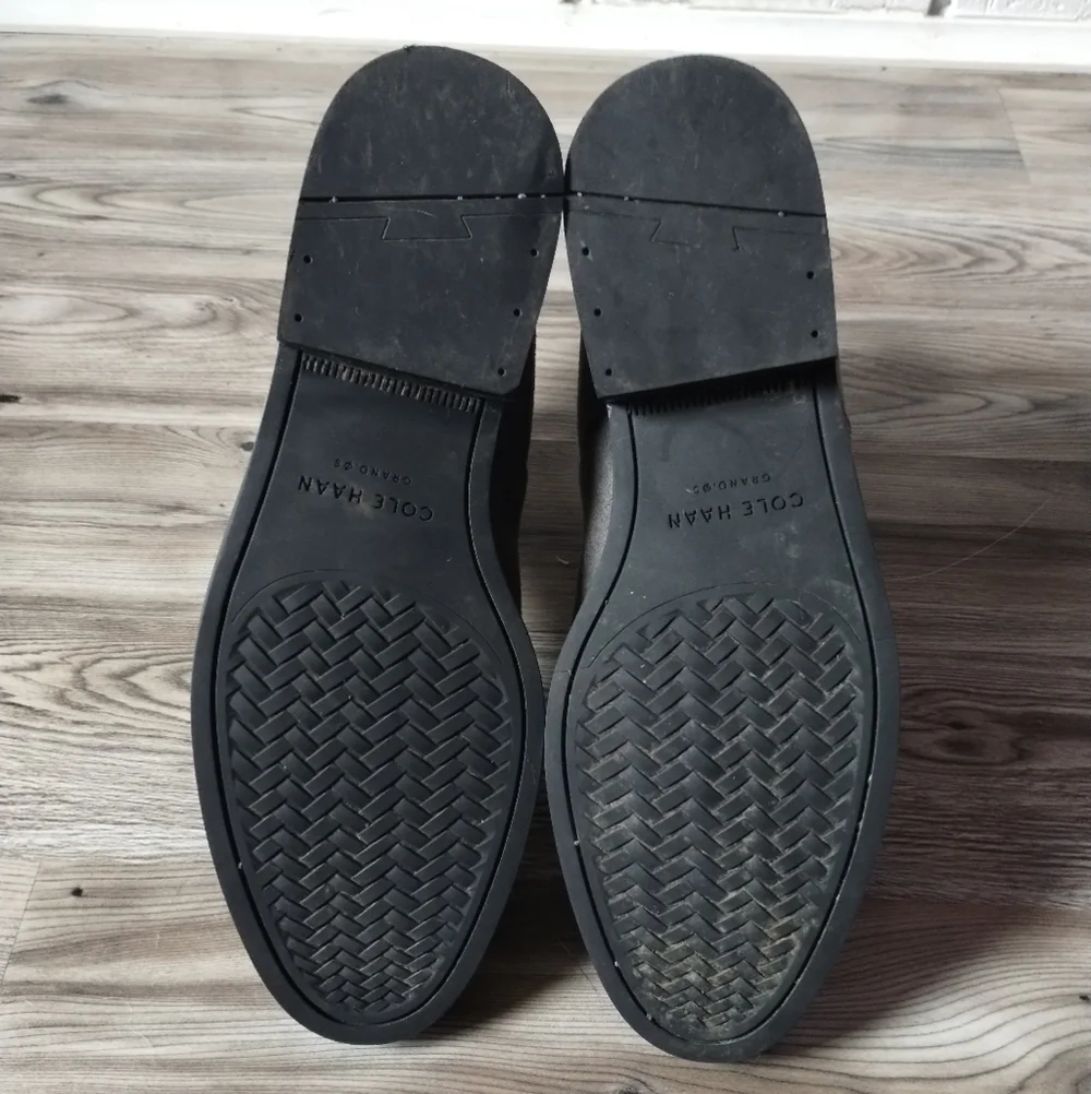Cole Hann Reid Gray Sueded Waterproof Booties Women's Size 8